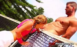 Brasileirinhas sexo instrutor de tenis ensinando a aluna a fuder